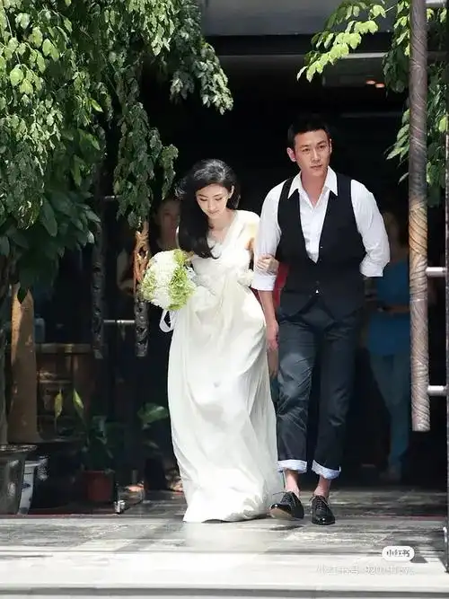 公组发的九年前的美丽甜甜!(带景甜大名~)