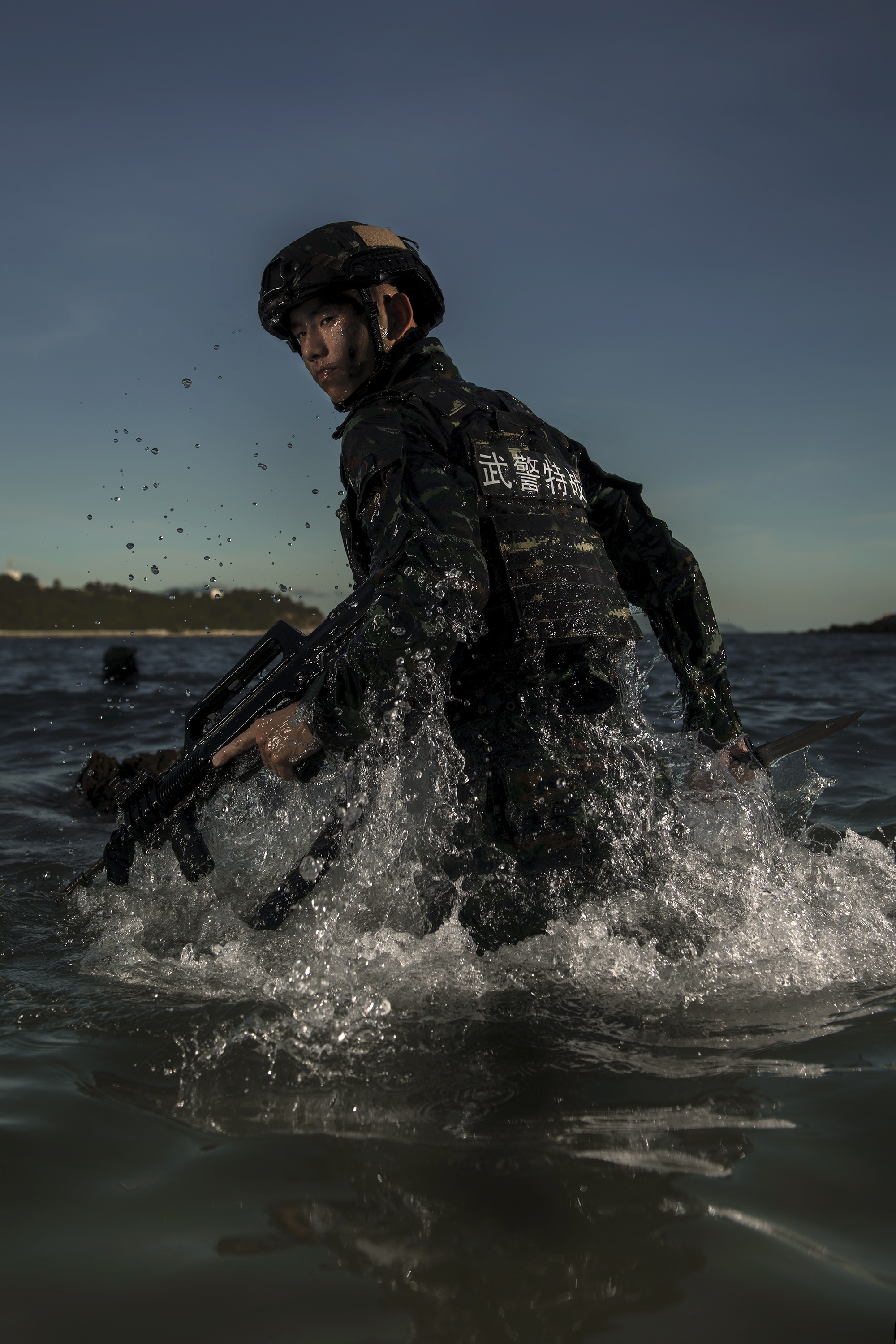 一起来领略下他们的帅气风采!