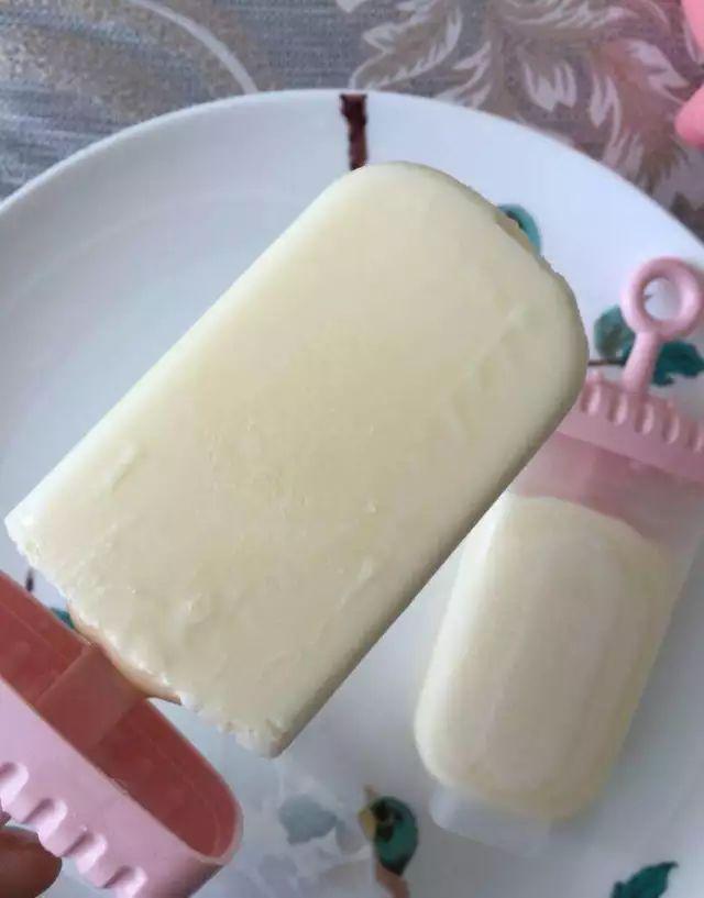 雪糕只需两袋牛奶,超简单!好吃程度比过超市
