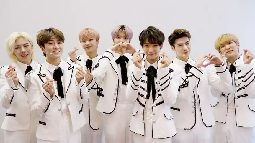 韩国男团newkidd首张专辑《newkidd》帅气颜值,舞蹈火爆现场!