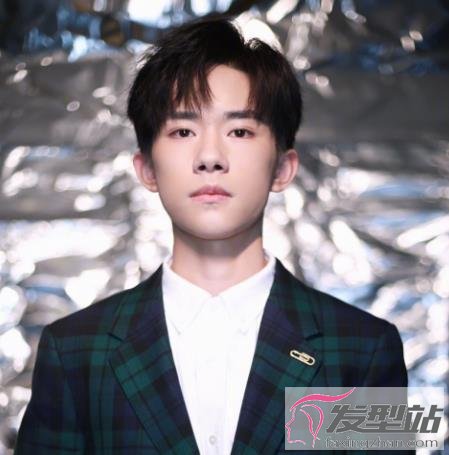 爱心刘海适合什么脸型 男生爱心刘海怎么弄_发型站_最新流行发型设计