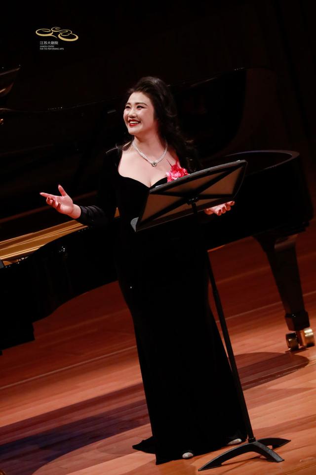 旅法女中音歌唱家李颖独唱音乐会将唱响,用音乐讲述香奈儿的一生