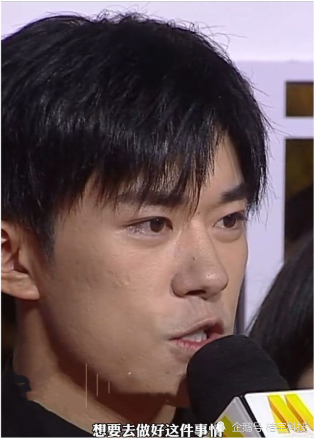 这一次看到易烊千玺获奖,在后台采访的时候那种低调谦虚的样子真的很