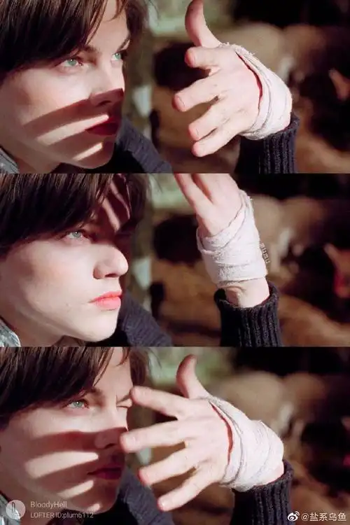 安利,来看全蚀狂爱里面的小李子.教你怎么勾男人.