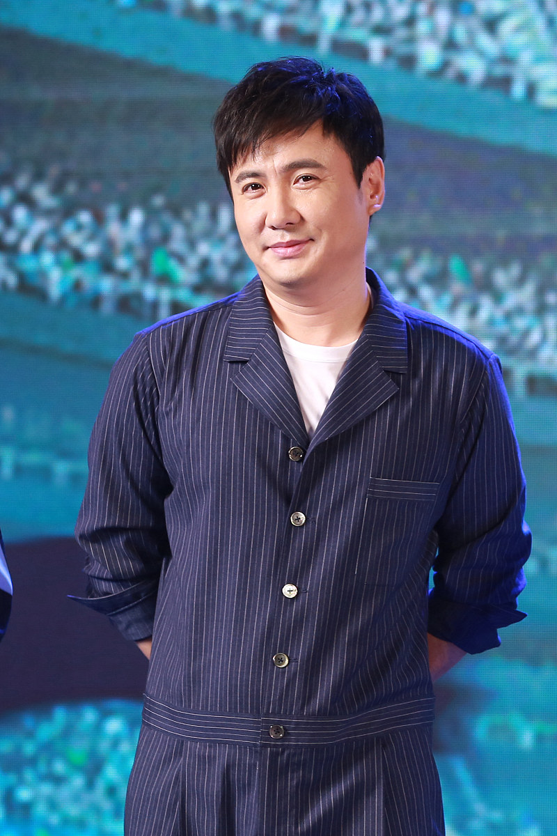 不知道什么时候起,开始喜欢沈腾这位喜剧大师的了.