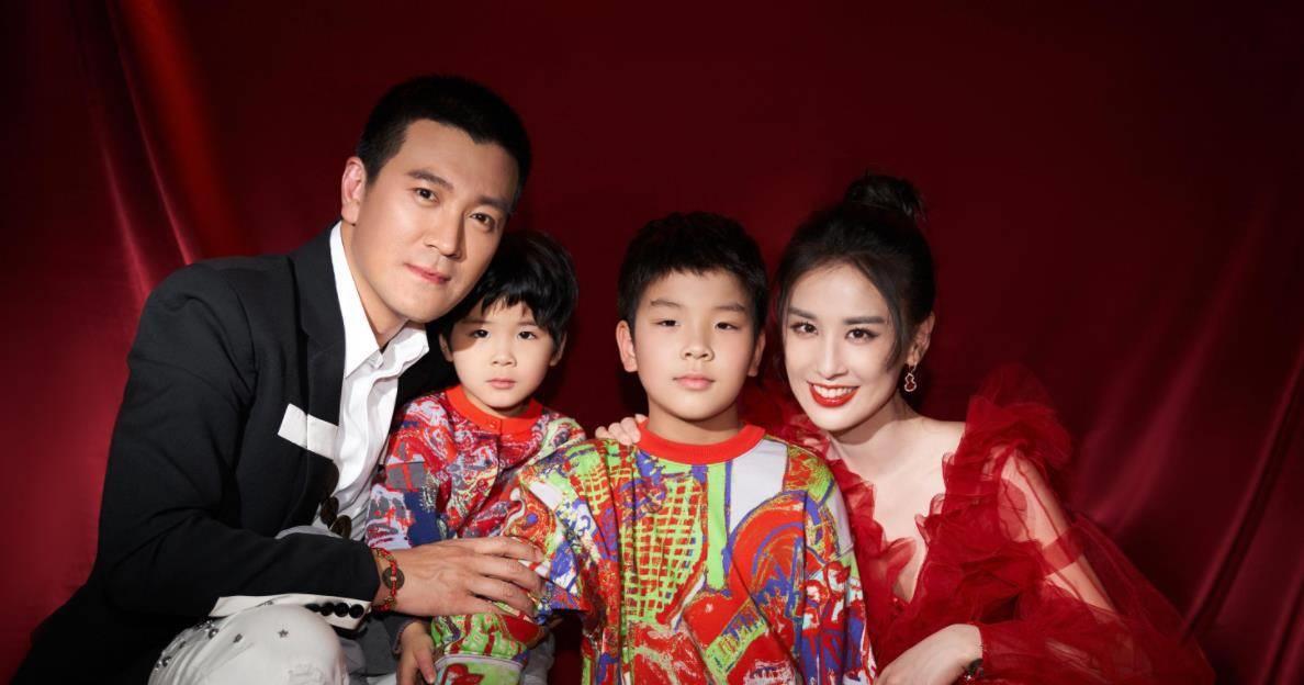 黄圣依隐忍15年上位,一年两亿零花钱,看完综艺才认同她很值得_杨子