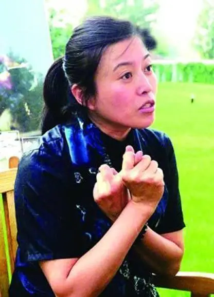 原创1987年丁嘉丽临盆前丈夫来电我和别人好上了就是要报复你