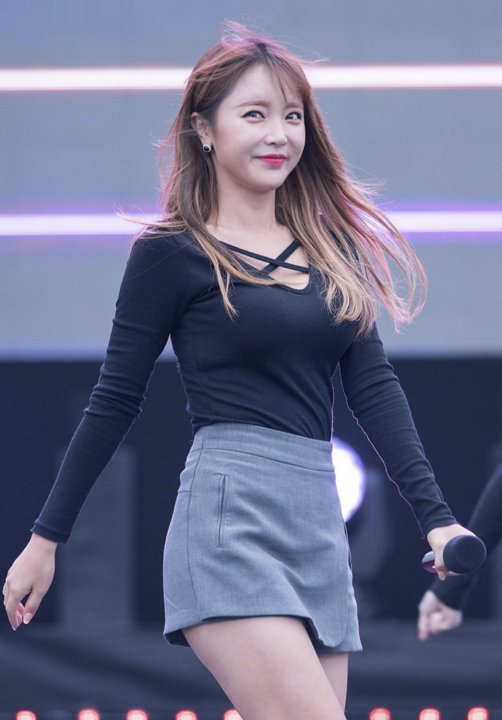 洪真英  黑色鱼嘴鞋美腿玉足合集