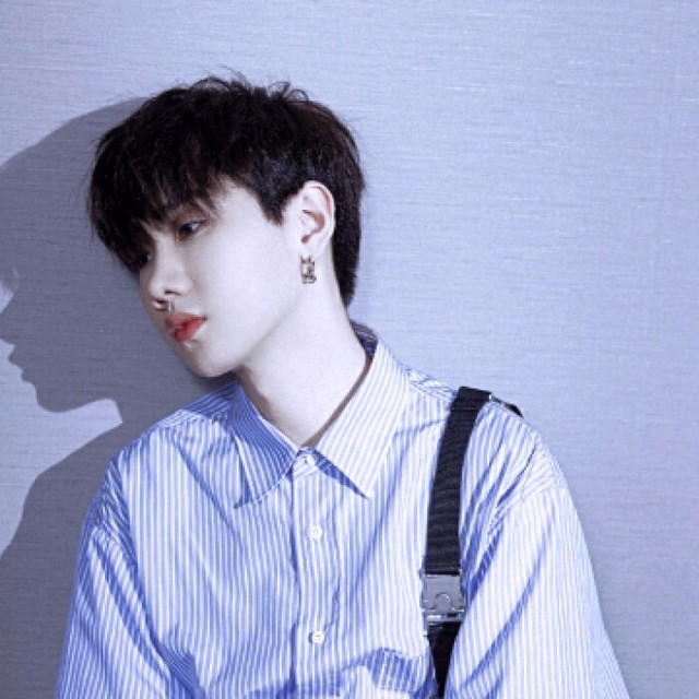 连拍头像-汪苏泷图集-话本小说网