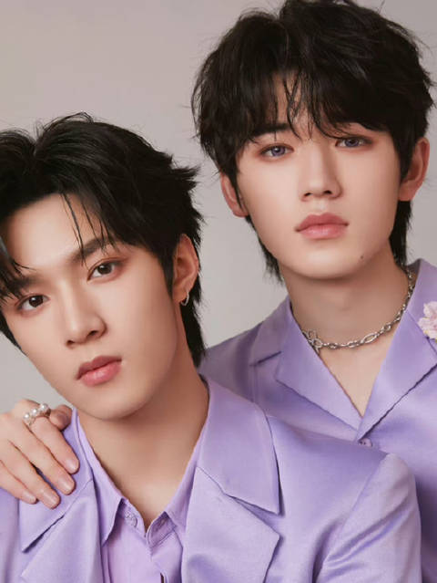 宋亚轩刘耀文嘟嘴