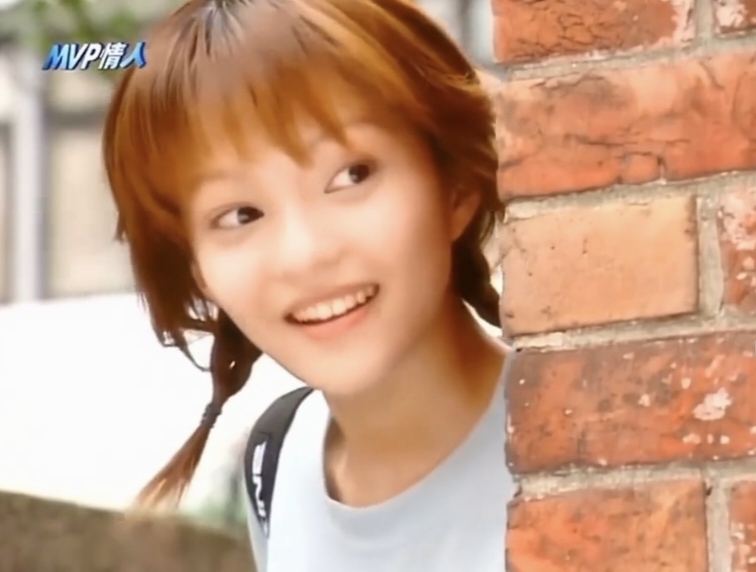 张韶涵当年在电视剧《mvp情人》中的颜值可爱到爆了,这模样,简直就是