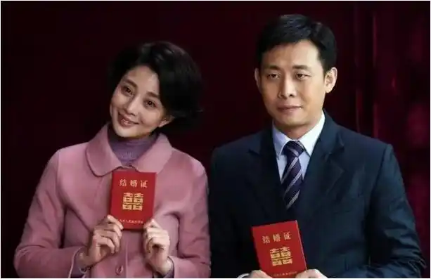 张译与钱琳琳恩爱16载无子女也欢乐幸福婚姻诠释真爱