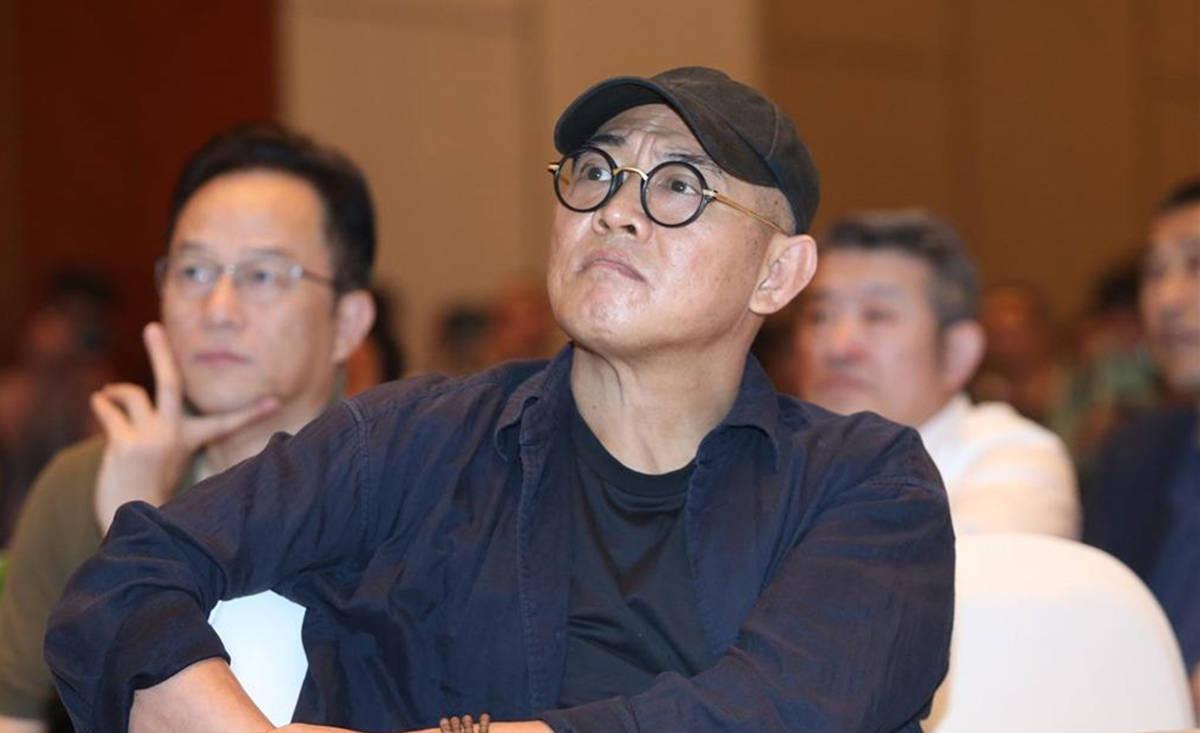 60岁李连杰近况惹争议,一代功夫巨星,为何晚景如此?_明星_成龙_受伤