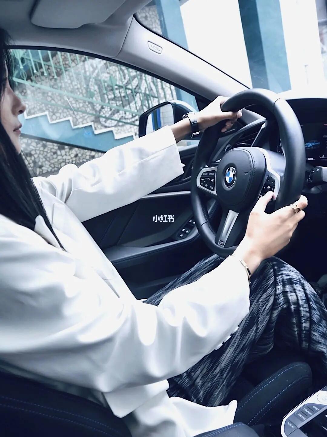 20多w适合女生开的车_哈尔滨宝诚汽车销售服务有限公司攻略_宝马怎么