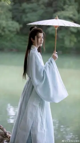 男朋友刚拍了一套古装写真,大家帮我看看能打几分.