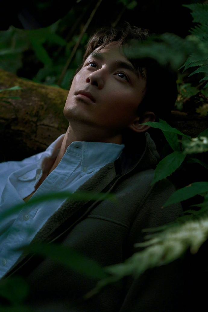 吴磊草木人间票房破亿##吴磊 勤勤姐的好大儿