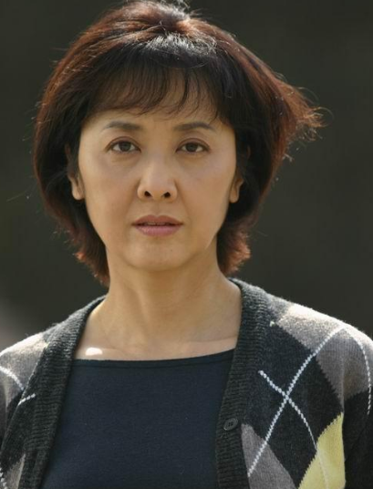 回顾演员朱琳:嫁圈外丈夫,结婚43年无儿无女,71岁依旧坚持丁克