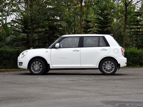 力帆330ev,售价5万的新能源车,确定不是老年代步车?