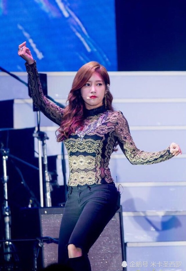 又一文体跨界恋情tara组合朴素妍与足球运动员赵有敏结婚