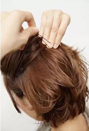 2款圆脸女生适合的短发扎发方法简单修颜