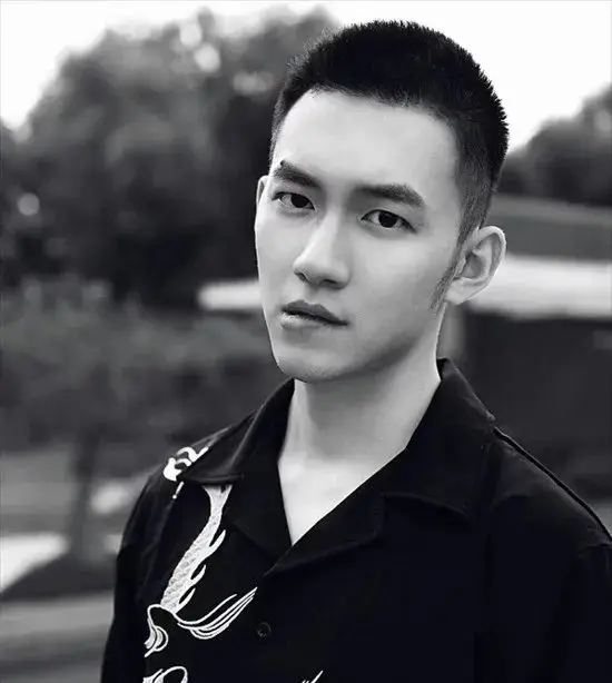 男生剪着这款发型,才是真的免打理