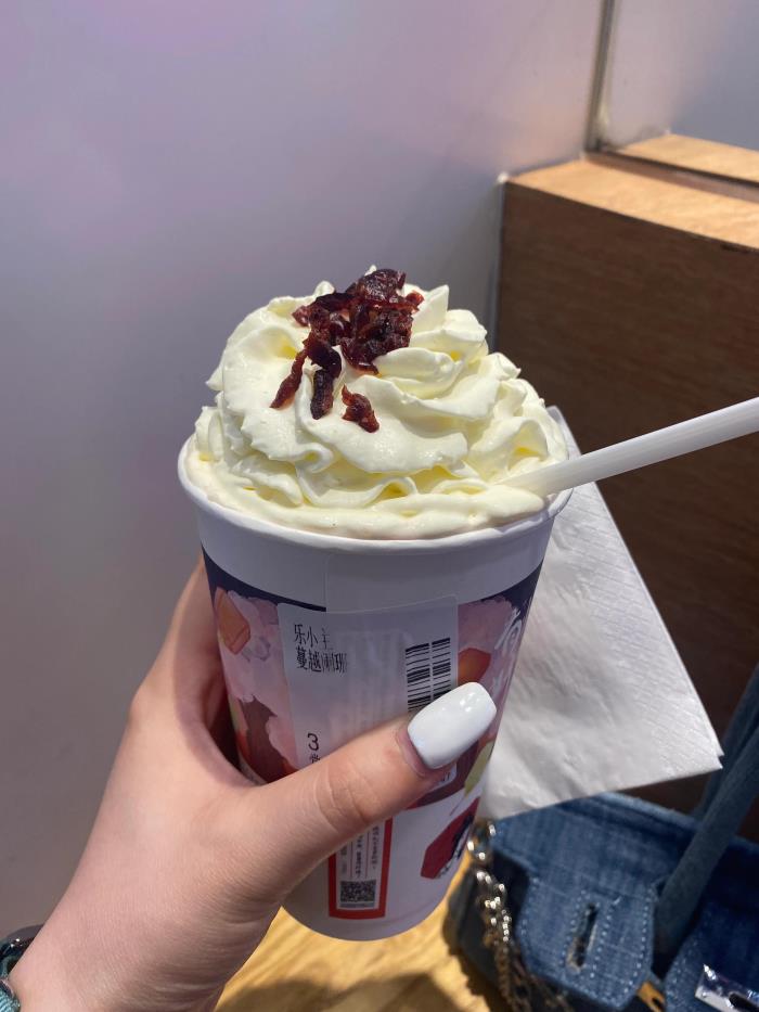 适合发朋友圈的奶茶图片(奶茶图片-茶颜悦色)_可可情感网