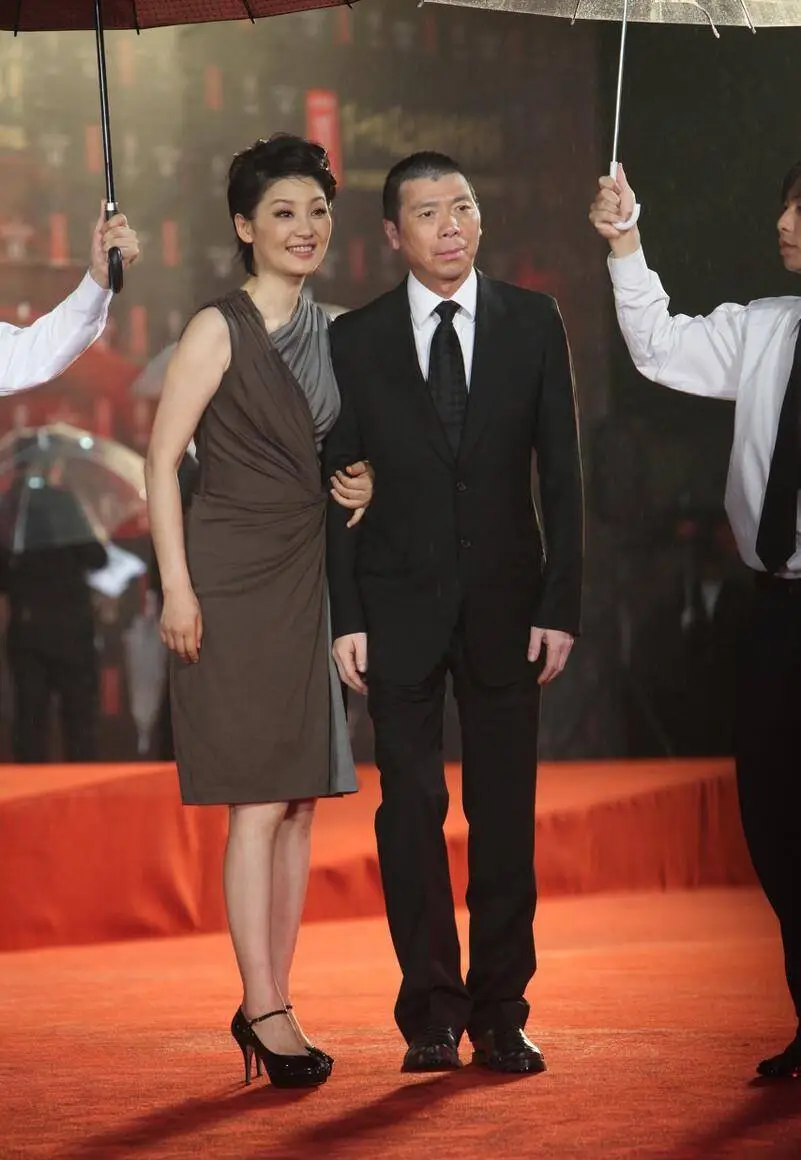 徐帆管住冯小刚20年,其爱情却比你想象的卑微_王志文_杨立新_武汉