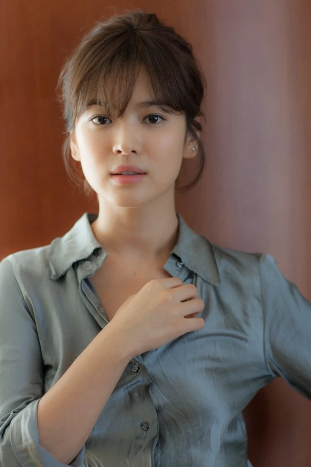 39岁宋慧乔太美宛如妙龄少女在轻熟性感和清纯少女间轻松转换