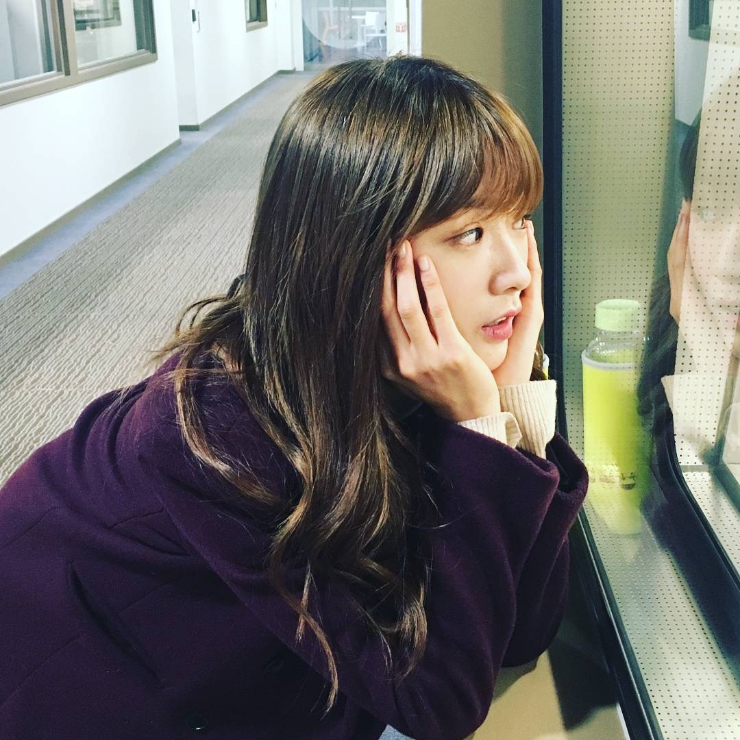 韩国女爱豆头像 a pink 尹普美