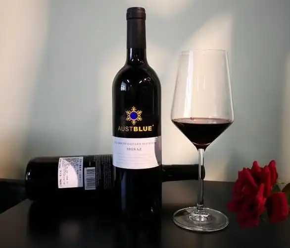 酒知识shiraz是什么名字红酒特指澳大利亚西拉红酒