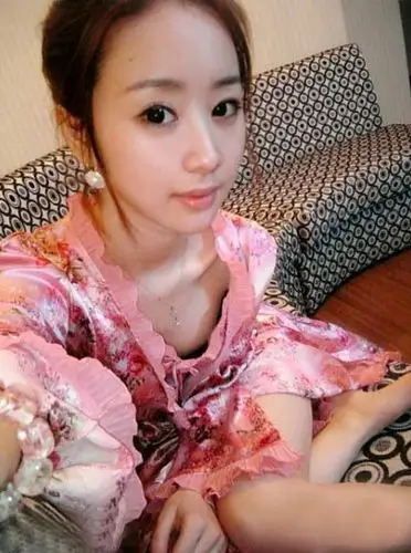 网络红人程琳最新照片 程琳生活艺术照及个人资料(2)