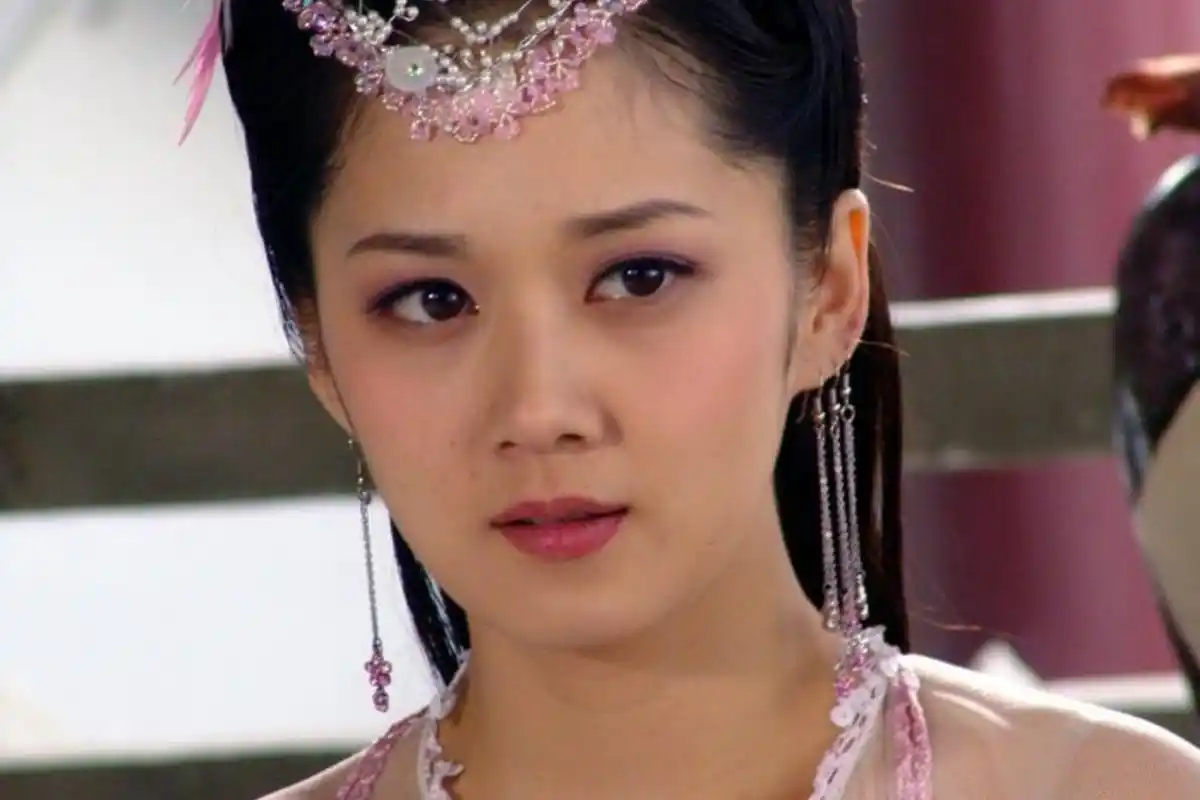 因一句话退出中国影视圈,被誉为女神的张娜拉,现在过得好不好?