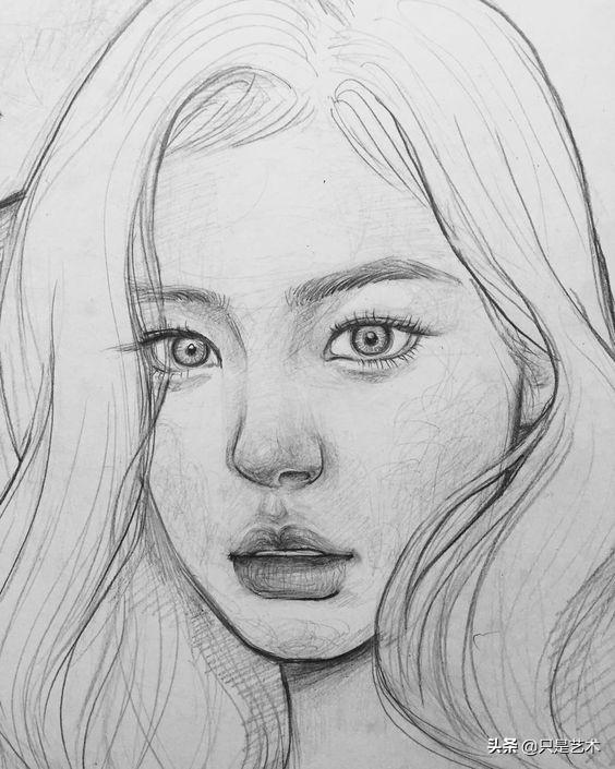 铅笔画下的美丽小姐姐,你喜欢哪个?