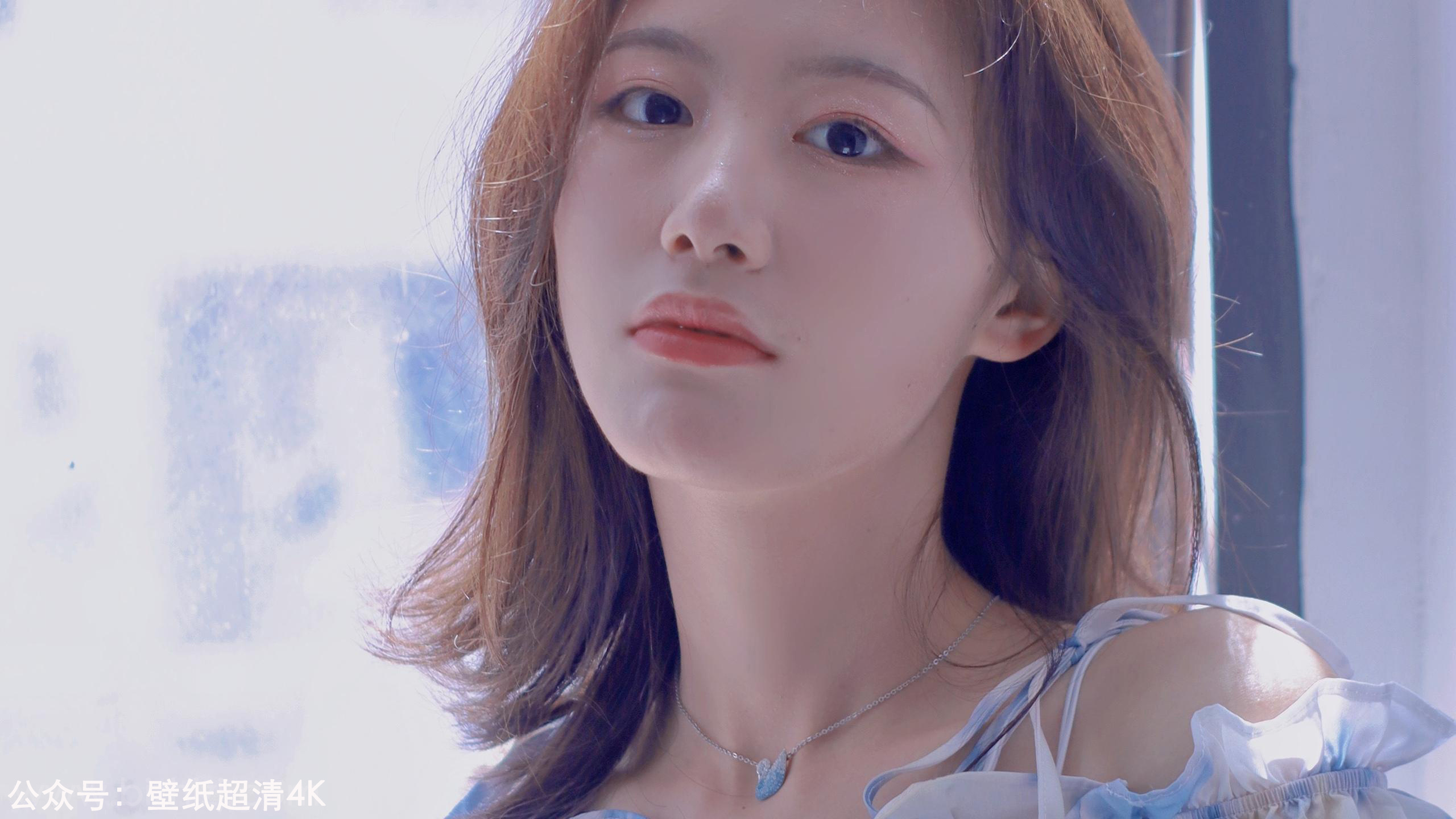 温婉清丽少女迷人抖音上的各种潮图壁纸