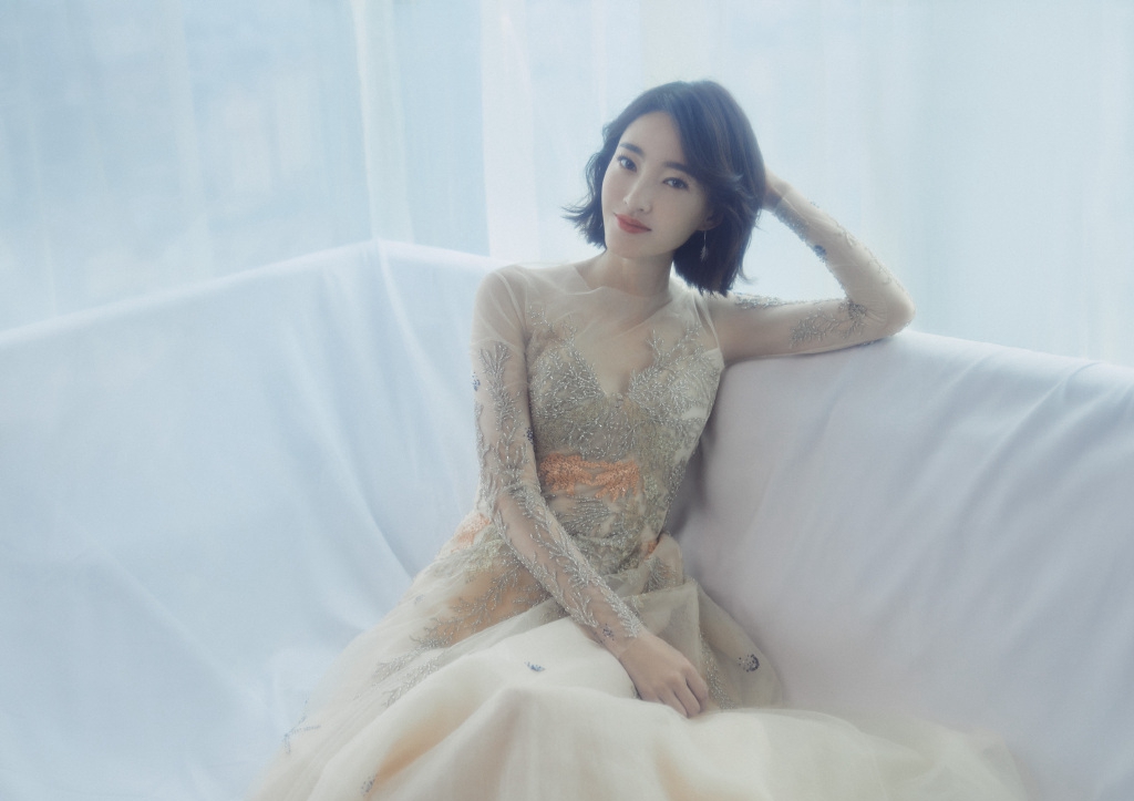 短发女神,我只服"王丽坤"