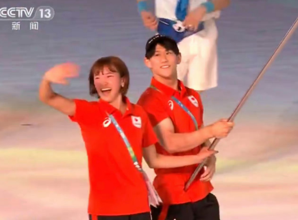 日本队出场安静如鸡!