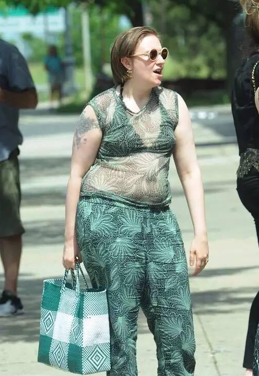 衣服太透怕bra外露?3招安全凉爽夏天