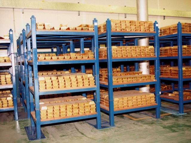 探秘英国央行地下金库