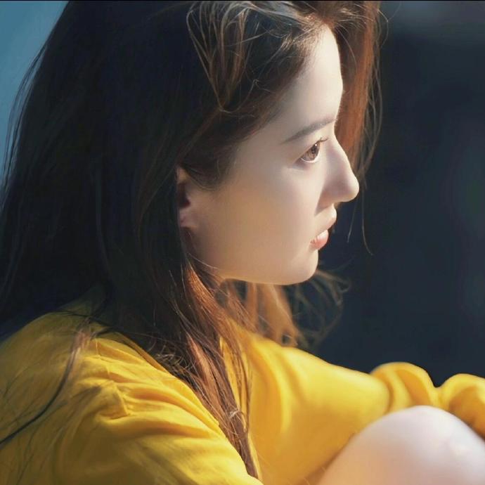 刘亦菲 随手一截就是头像