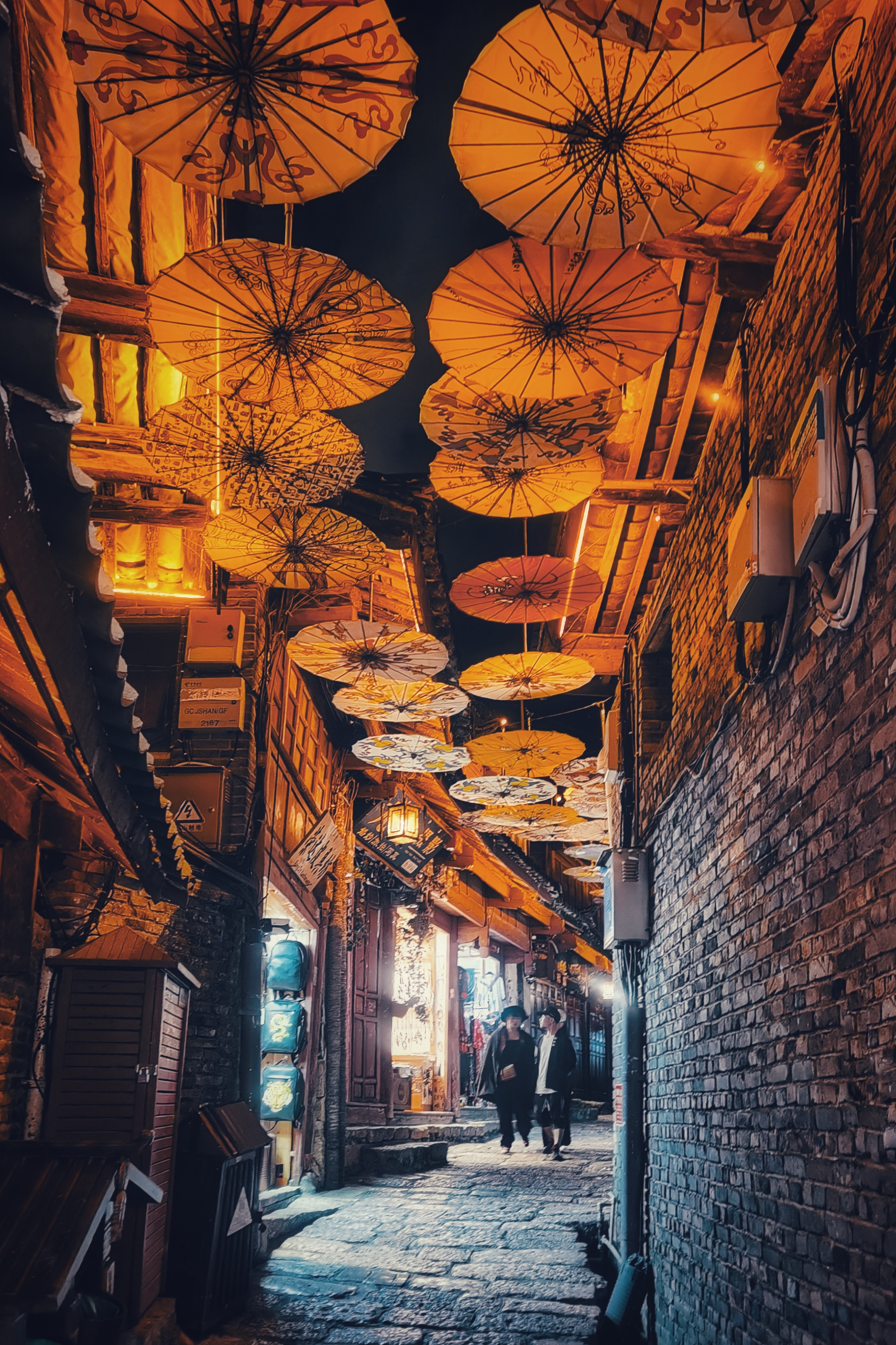 荣耀30pro丽江古城夜阑珊