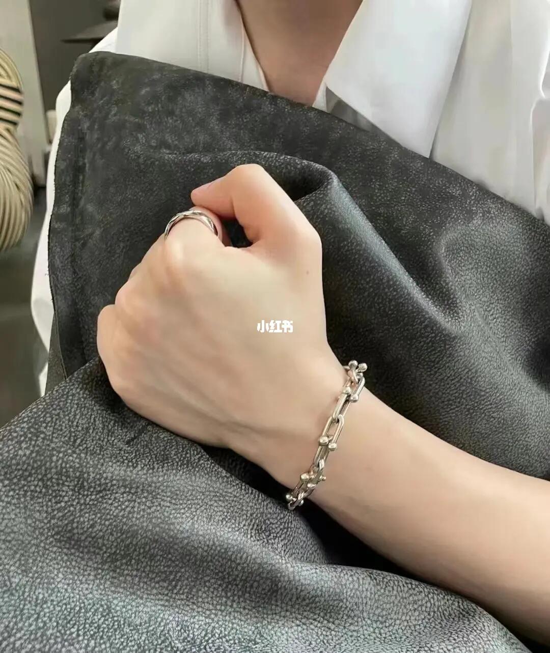 tiffanyhardwear手链可配情侣男女皆可