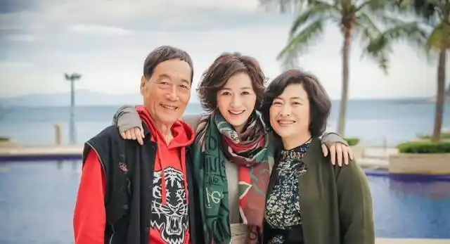 白志迪:娶初恋王丽花,婚后生一子,终获幸福