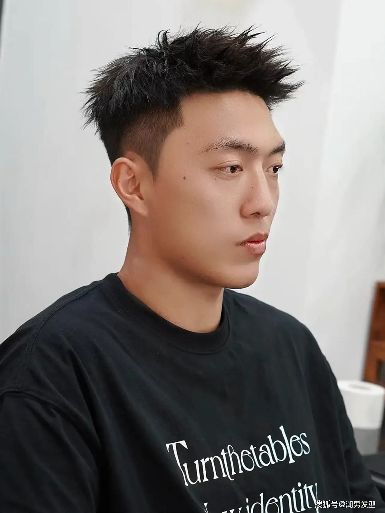 3款男生"不烫不染"短发参考,帅气有型,剪完让你秒变潮男