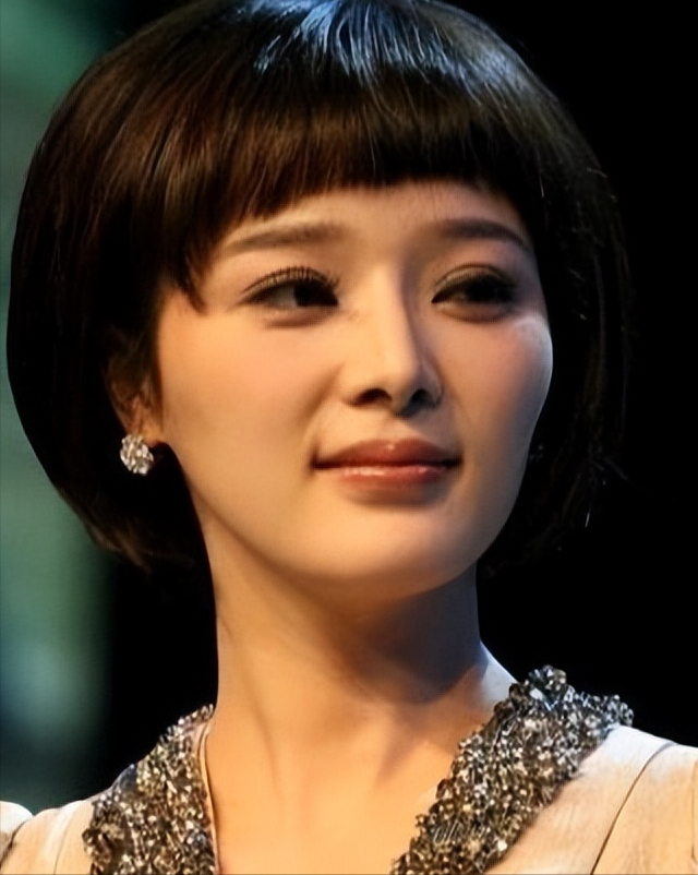 回顾主持人胡蝶我这辈子最正确的决定就是为陆川生下一儿一女