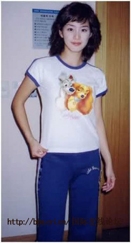 金泰熙大学清纯照首曝光 网友赞:天生的明星胚子