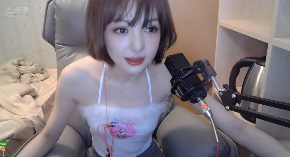 哈迪斯表白男生,张德美爆笑脸艺,不一样的德甲看虎牙!_腾讯新闻