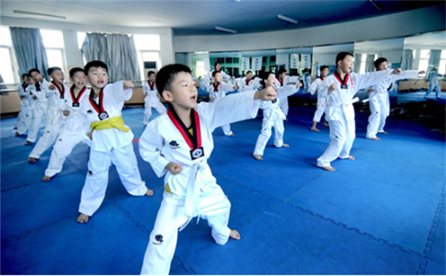 儿童学跆拳道有什么好处 - 匠子生活