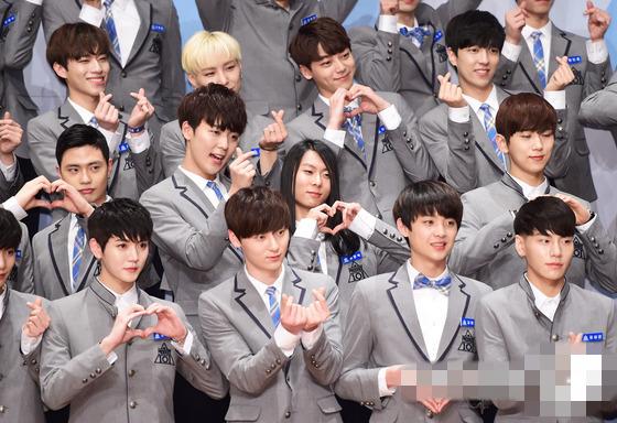 produce101第二季举行发布会宝儿领衔评委团亮相组图