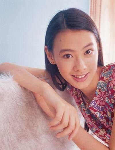 梁洛施:历尽千帆仍有大把青春,破碎童年造就的传奇人生_李泽楷_父亲