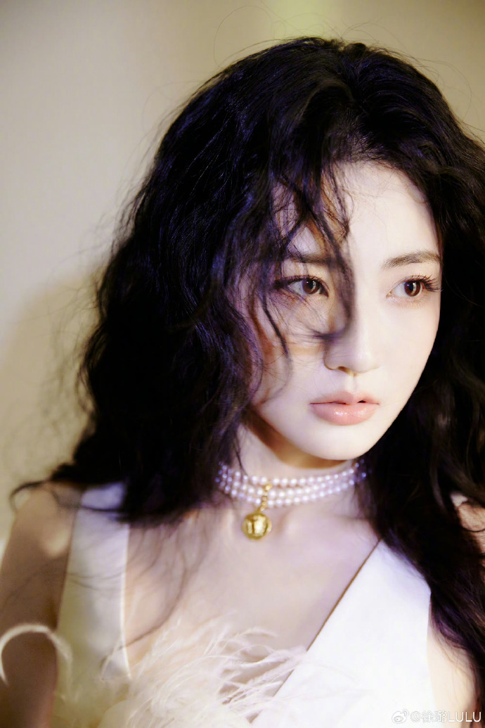 徐璐为粉丝改造薄雾少女风##徐璐是懂少女感穿搭的